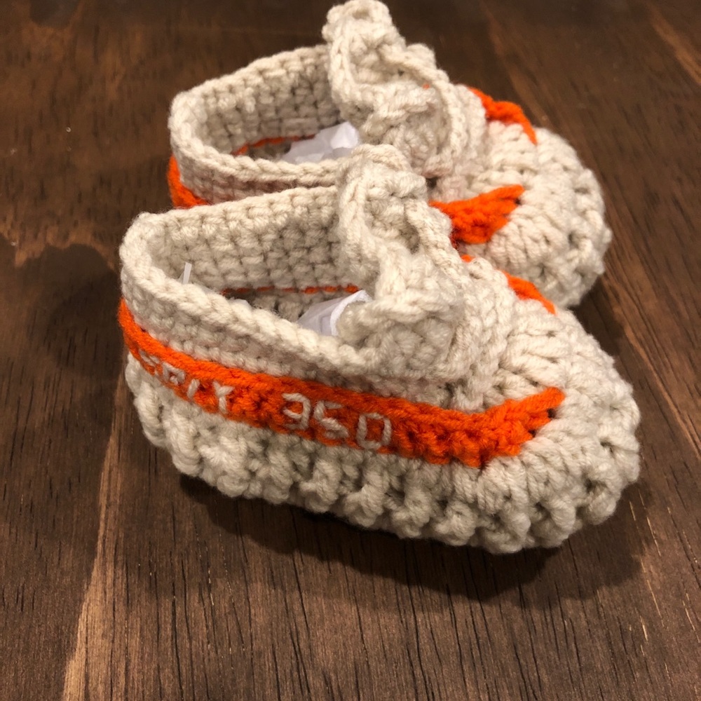 Baby YEEZY Boost 350 V2 handmade crochet